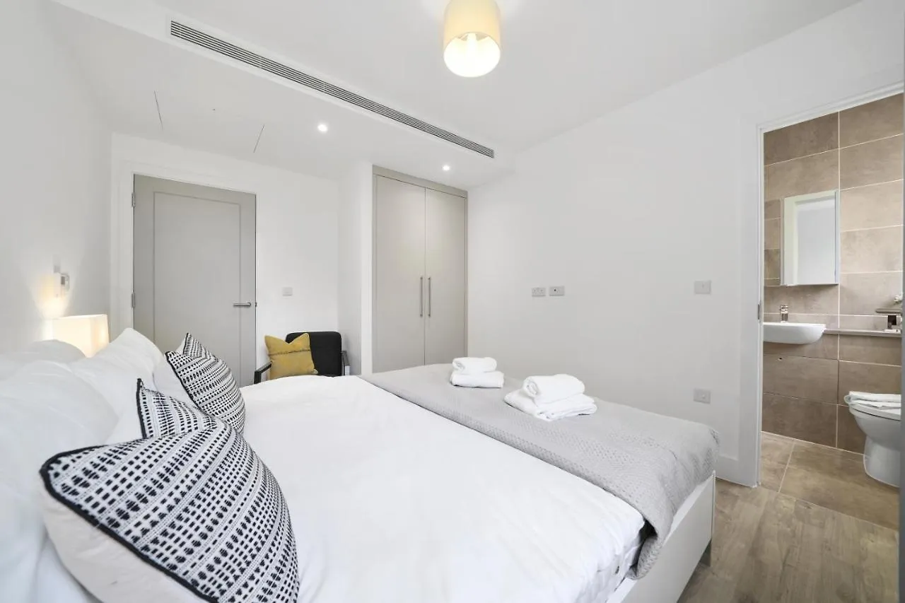 Executive Apartments In Bermondsey Free Wifi & Aircon By City Stay Aparts London