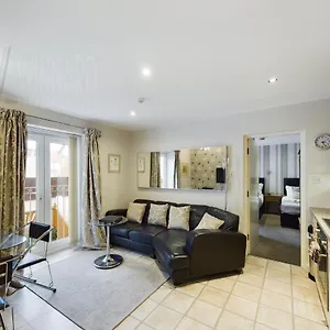 https://sandbanks-suite.hotelsin-chester.com